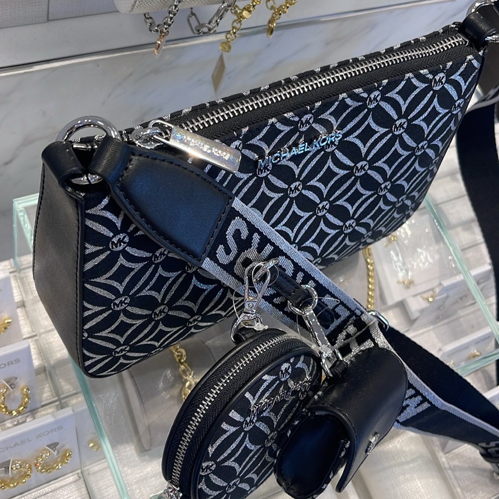 MICHAEL KORS Jet Set Travel Small Logo Jacquard Crossbody With Tech Attach NWT - Picture 11 of 16
